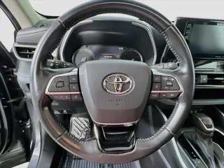 Toyota Highlander Hybrid 2021 AWD XLE SUV de 4 puertas