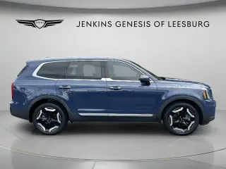 Kia Telluride 2023 S 4dr SUV