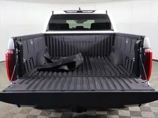 Toyota Tundra 2023 4x4 Limited 4p CrewMax Cab Pickup SB