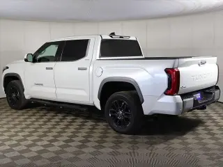 Toyota Tundra 2023 4x4 Limited 4p CrewMax Cab Pickup SB