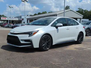 Toyota Corolla 2026 SE 4p Sedano