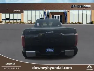 Toyota Tundra 2023 4x4 Limited 4dr CrewMax Cab Pickup SB