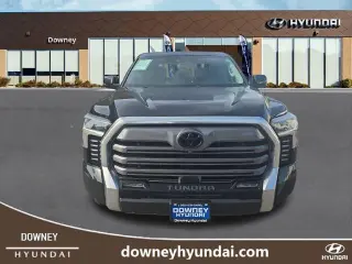 Toyota Tundra 2023 4x4 Limited 4dr CrewMax Cab Pickup SB