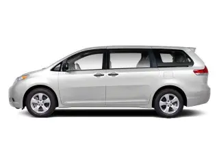 Toyota Sienna 2013 4x4 XLE 7-Pasajeros 4p Mini-Van
