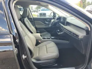 Lincoln Corsair 2024 AWD Premiere 4dr SUV