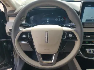 Lincoln Corsair 2023 AWD Standard 4dr SUV