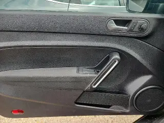 Volkswagen Escarabajo 2018 2.0T S 2dr Coupe