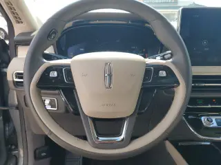 Lincoln Corsair 2024 AWD Premiere 4dr SUV