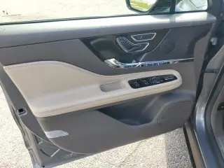 Lincoln Corsair 2024 AWD Premiere 4dr SUV