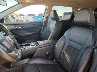 Nissan Rogue 2026 AWD Dark Armor 4dr Crossover