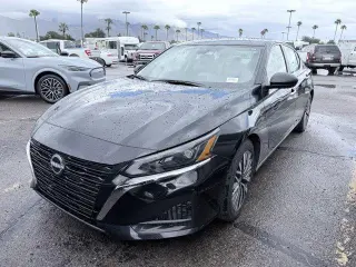 Nissan Altima 2025 2.5 SV 4dr Sedán