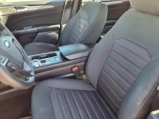 Ford Fusion 2020 SE Sedán 4p.