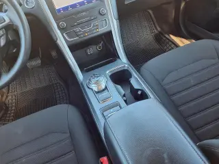 Ford Fusion 2020 SE Sedán 4p.