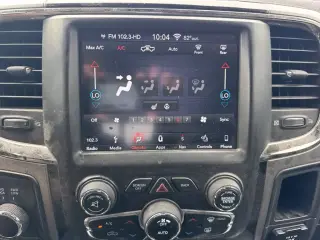 Ram 2500 2018 4x4 Big Horn 4p Puerta de Cargas 6.3 ft. SB Camioneta