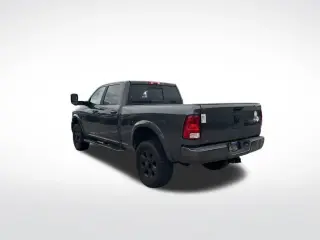 Ram 2500 2018 4x4 Big Horn 4p Puerta de Cargas 6.3 ft. SB Camioneta