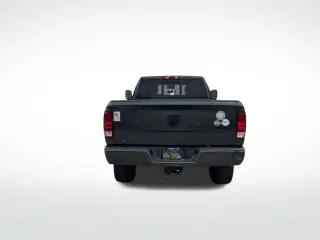 Ram 2500 2018 4x4 Big Horn 4p Puerta de Cargas 6.3 ft. SB Camioneta