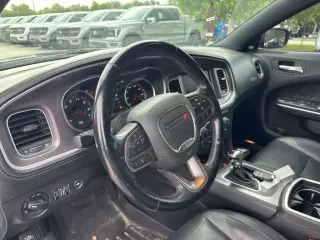Dodge Charger 2022 SXT 4dr Sedan