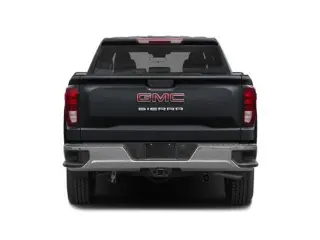 GMC Sierra 1500 2023 4x4 SLT 4dr Cabina de Tripulación 5.8 ft. CB