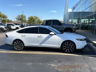 Honda Accord Hybrid 2023 Touring Sedán 4p.