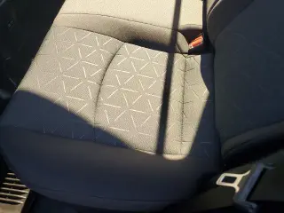 Toyota RAV4 Hybrid 2025 AWD XLE 4dr SUV