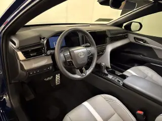 Toyota Camry 2026 SE 4dr Sedan