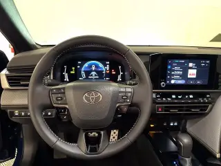Toyota Camry 2026 SE 4dr Sedan