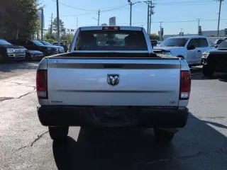 Camión Ram 2500 2017 4x2 Tradesman 4p Camión de Cabina Completa 8 ft. LB
