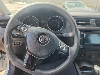 Volkswagen Jetta 2016 1.4T S 4dr Sedán 6A