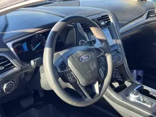Ford Fusion 2018 SE 4dr Sedan