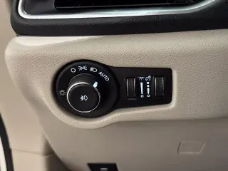Chrysler Pacifica Plug-In Hybrid 2023 Limited 4dr Mini-Van