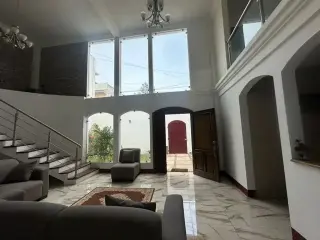 Casa Sola en Venta en Santa Lu