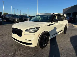 Lincoln Aviator 2023 AWD Reserve 4p SUV