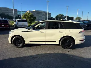 Lincoln Aviator 2023 AWD Reserve 4p SUV