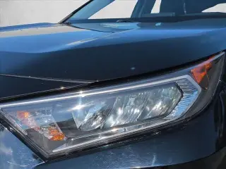 Toyota RAV4 2019 XLE Premium 4dr SUV
