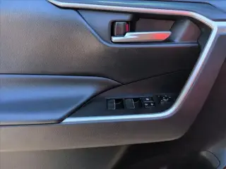 Toyota RAV4 2019 XLE Premium 4dr SUV