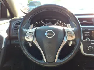 Nissan Altima 2016 2.5 SR 4dr Sed n