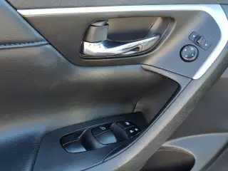 Nissan Altima 2016 2.5 SR 4dr Sed n