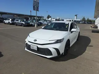 Toyota Camry 2025 SE 4dr Sedan