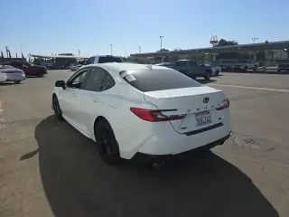 Toyota Camry 2025 SE 4dr Sedan