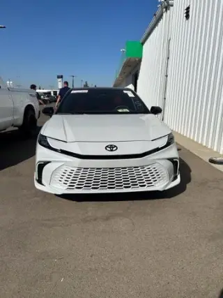Toyota Camry 2025 SE 4dr Sedan