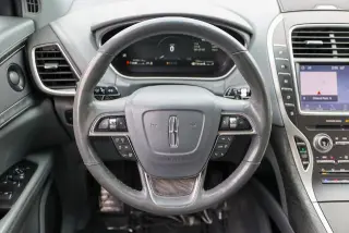 Lincoln Nautilus 2019 AWD Reserve 4dr SUV