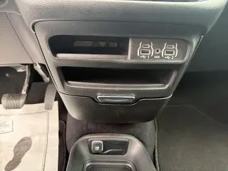 Chrysler Pacifica 2025 Select 4dr Mini-Van