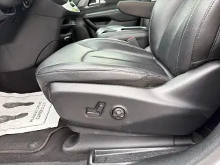 Chrysler Pacifica 2025 Select 4dr Mini-Van