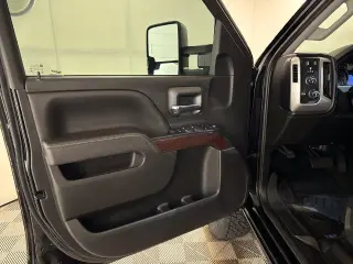 GMC Sierra 2500HD 2017 4x4 SLE 4dr Cabina Doble LB