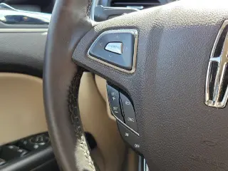 Lincoln MKC 2017 AWD Reserve 4dr SUV