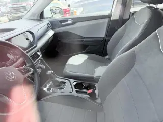 Volkswagen Taos 2024 SE SUV de 4 puertas