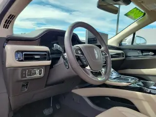 Lincoln Nautilus 2023 Reserve 4p SUV