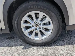 Toyota Grand Highlander 2025 XLE 4dr SUV