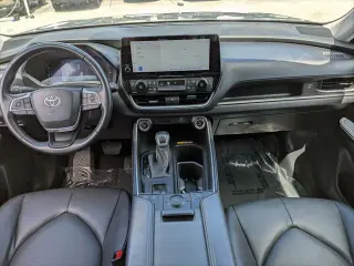 Toyota Grand Highlander 2025 XLE 4dr SUV