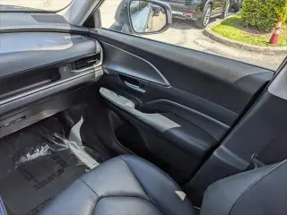 Toyota Grand Highlander 2025 XLE 4dr SUV